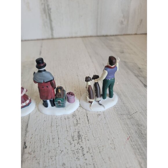 Dept 56 58173 Visions of Christmas past village accessory xmas - Picture 7 of 8